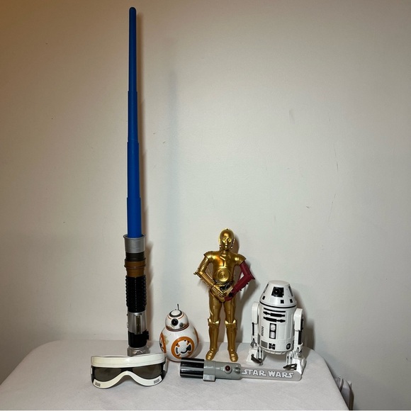 Star Wars Gold and Blue Collectible Set - Picture 6 of 12